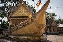 12 - DSCF9377 (2) Wat Sampov Treileak, un temple bateau sur la péninsule Chroy Changvar des 2 fleuves Mékong et Tonlé Sap (dans Phnom Penh)