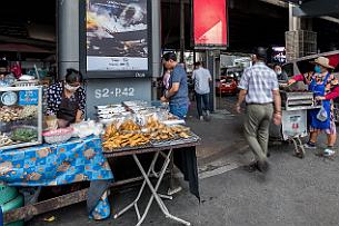 Thailande Marianne 2019 - DSCF6953 Mais si vous préférez le confort et le luxe, c'est juste à côté.