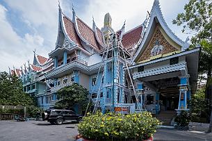 Thailande Marianne 2019 - DSCF0011 Par curiosité, nous allons voir un hôtel palace (nous avons trouvé des bungalows privés pas chers)